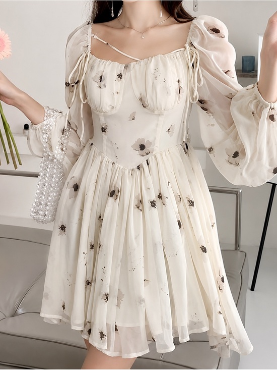 Affordable Fashion Finds Dresses & Skirts - K-Fashion Floral Chiffon Puff Sleeve Smocked Corset Fairy Mini Dress | Cream M